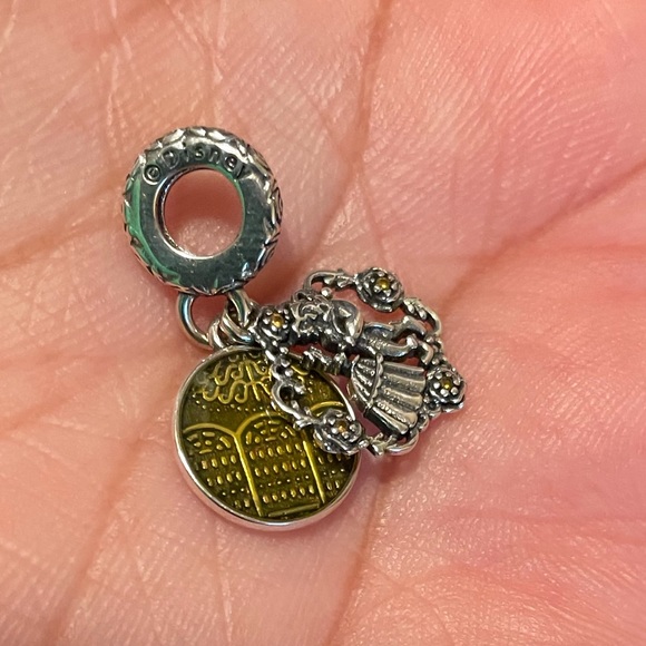 Pandora Beauty and the Beast Charm - Picture 4 of 4